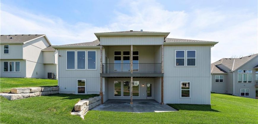 Homes for Sale in Kansas City, MO 64155 | 1320 NW 106th Terrace