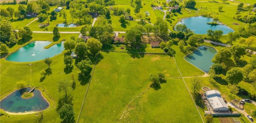 Homes for Sale in Liberty, MO 64068 | 9311  WILLOW Road
