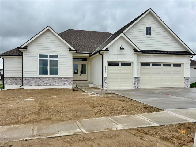 Homes for Sale in Riverside, MO 64150 | 4738 NW Sienna Ridge