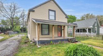 Homes for Sale in Liberty, MO 64068 | 441  Ford Street