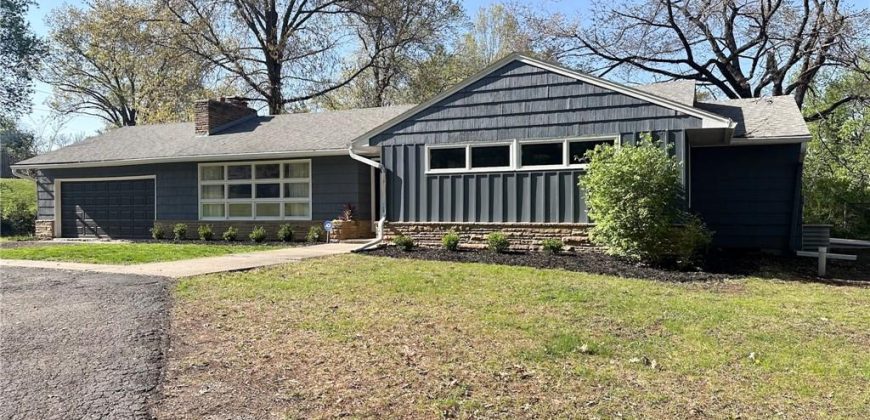 Homes for Sale in Platte Woods, MO 64151 | 5806 NW Valley Road