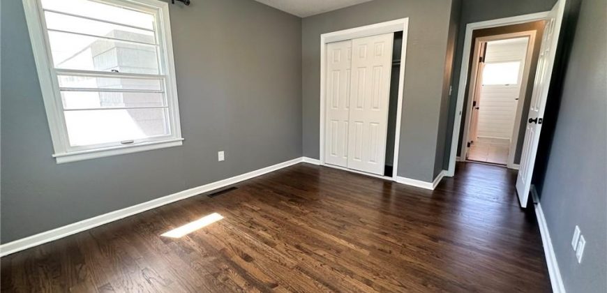 Homes for Sale in Platte Woods, MO 64151 | 5806 NW Valley Road