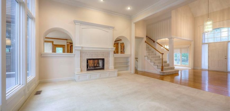 Homes for Sale in Kansas City, MO 64116 | 4411 N Mulberry Drive