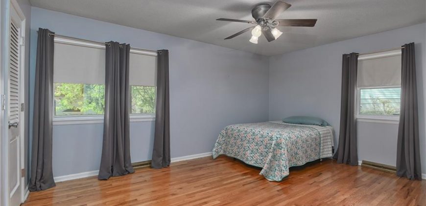 Homes for Sale in Gladstone, MO 64119 | 6302 N Askew Avenue