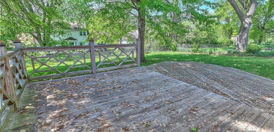 Homes for Sale in Gladstone, MO 64119 | 6302 N Askew Avenue