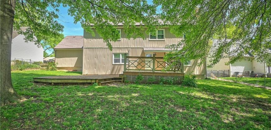 Homes for Sale in Gladstone, MO 64119 | 6302 N Askew Avenue