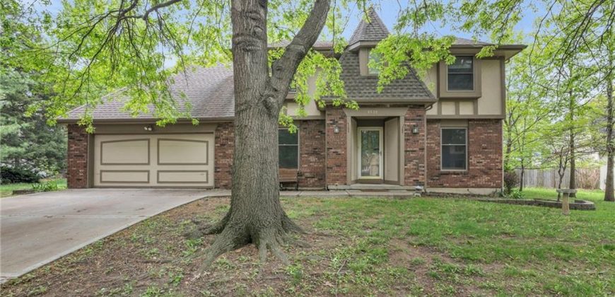 Homes for Sale in Kansas City, MO 64154 | 8535 N Overland Drive