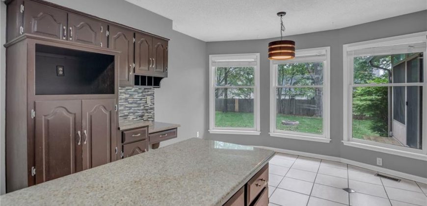 Homes for Sale in Kansas City, MO 64154 | 8535 N Overland Drive