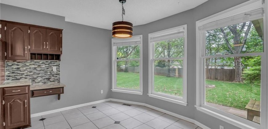 Homes for Sale in Kansas City, MO 64154 | 8535 N Overland Drive