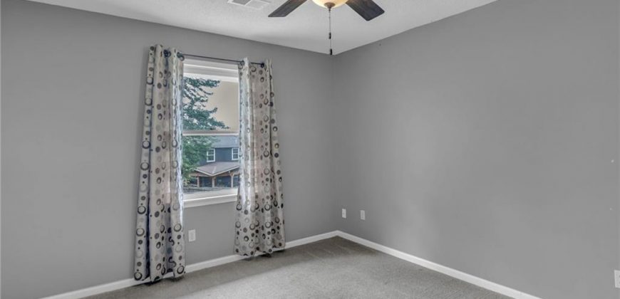 Homes for Sale in Kansas City, MO 64154 | 8535 N Overland Drive
