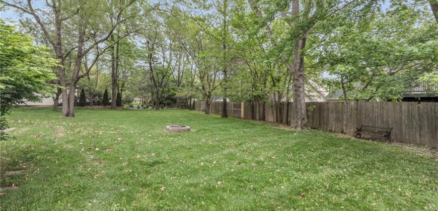 Homes for Sale in Kansas City, MO 64154 | 8535 N Overland Drive