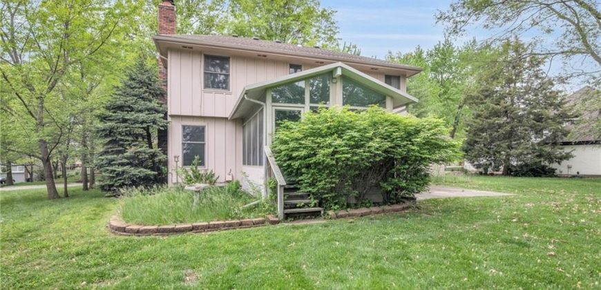 Homes for Sale in Kansas City, MO 64154 | 8535 N Overland Drive
