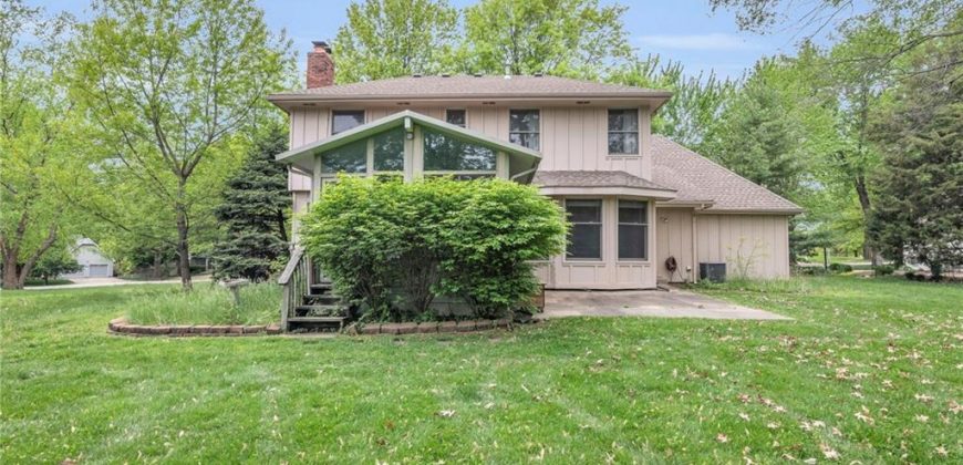 Homes for Sale in Kansas City, MO 64154 | 8535 N Overland Drive