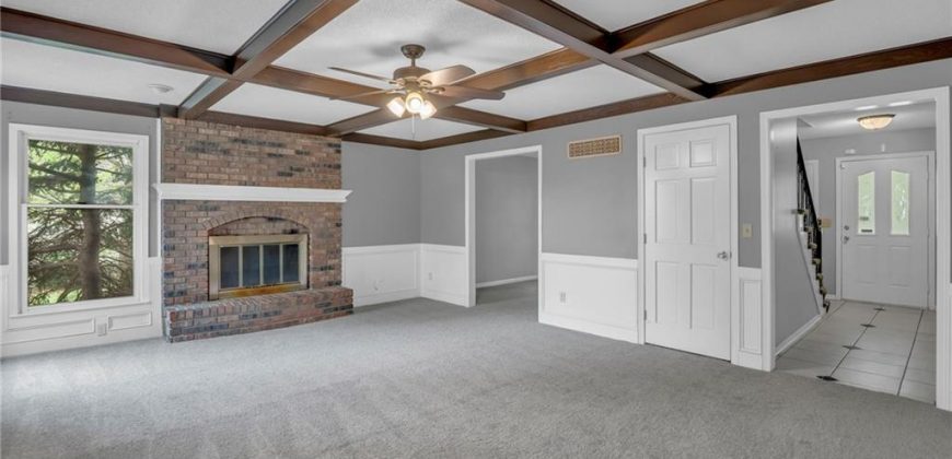 Homes for Sale in Kansas City, MO 64154 | 8535 N Overland Drive