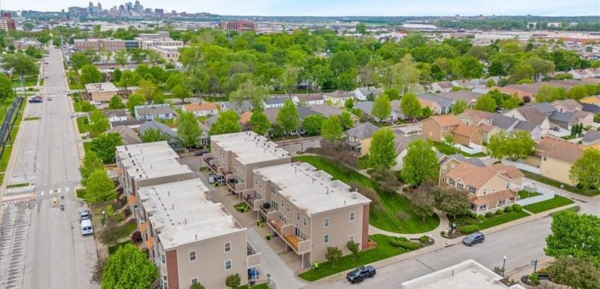 Homes for Sale in Kansas City, MO 64116 | 2911  GENTRY PARK Parkway