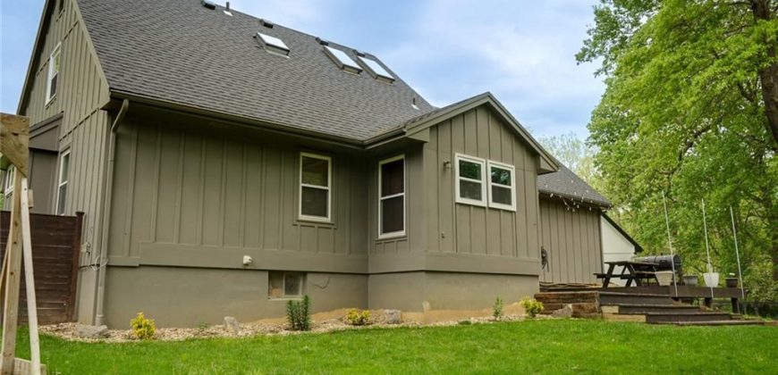 Homes for Sale in Liberty, MO 64068 | 417  Locust Street