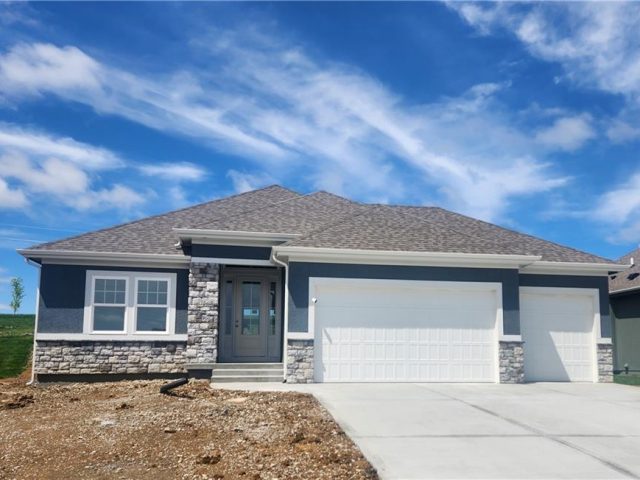 Homes for Sale in Kansas City, MO 64155 | 10612 N Bell Street