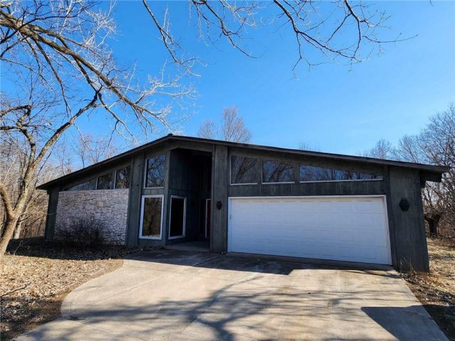 Homes for Sale in Platte City, MO 64079 | 11425  45 HWY NORTH