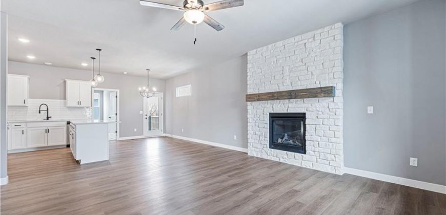 Homes for Sale in Kansas City, MO 64154 | 9630 N Colrain Avenue