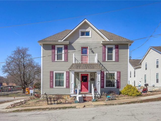 Homes for Sale in Excelsior Springs, MO 64024 | 104  Temple Avenue