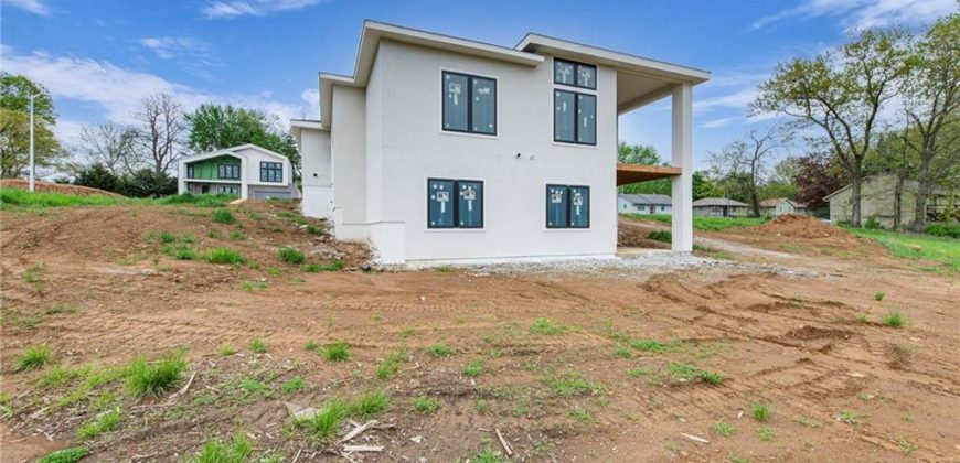 Homes for Sale in Kansas City, MO 64154 | 2611 NW 84th Terrace
