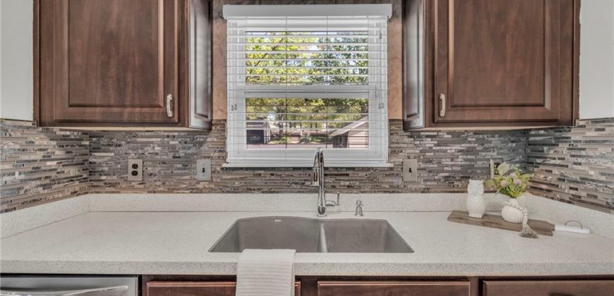 Homes for Sale in Kansas City, MO 64151 | 8272 NW Barrybrooke Drive