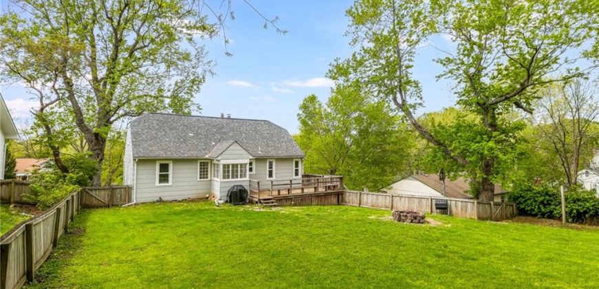 Homes for Sale in Kansas City, MO 64117 | 3521 N Walrond Avenue