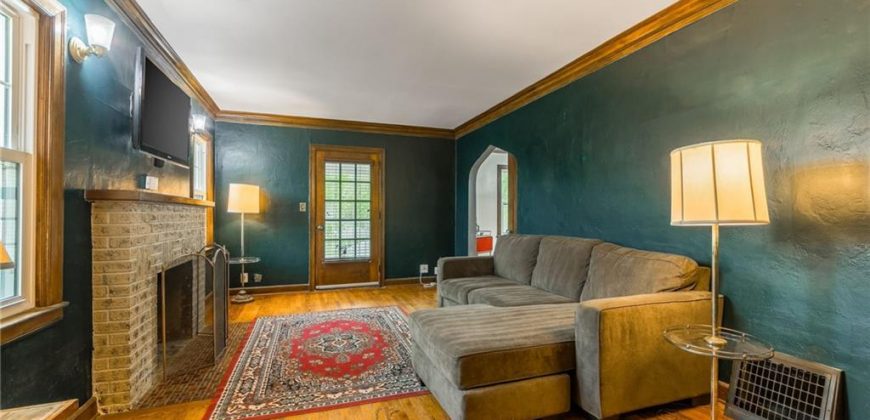 Homes for Sale in Kansas City, MO 64117 | 3521 N Walrond Avenue