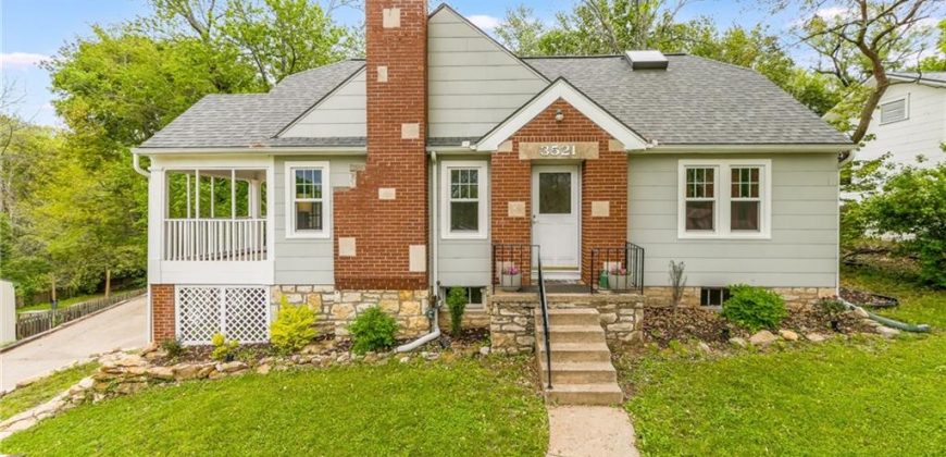 Homes for Sale in Kansas City, MO 64117 | 3521 N Walrond Avenue