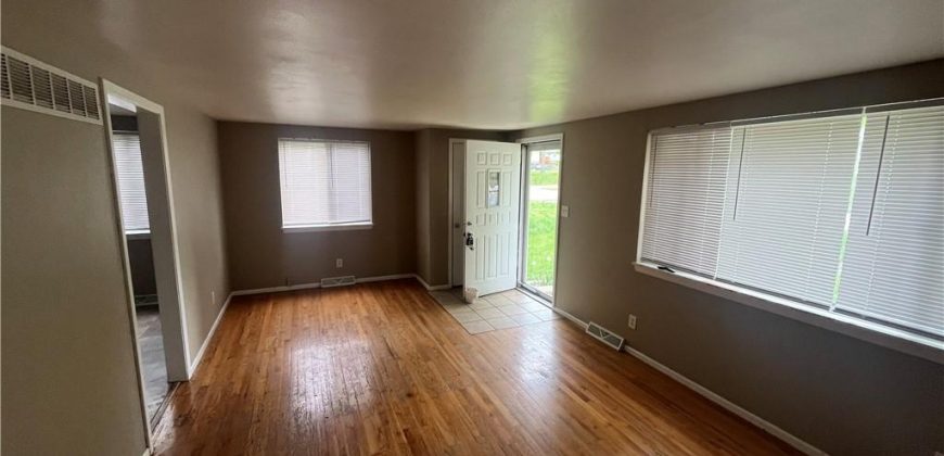 Homes for Sale in Kansas City, MO 64118 | 803 NE 82nd Terrace