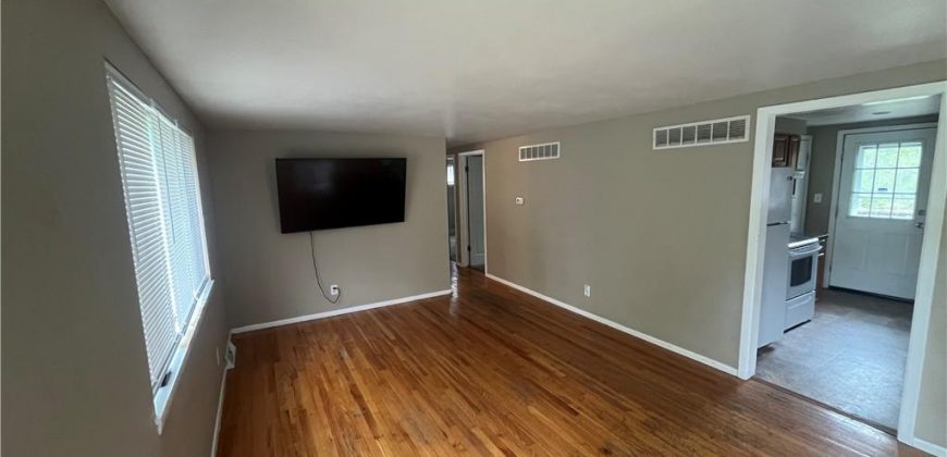 Homes for Sale in Kansas City, MO 64118 | 803 NE 82nd Terrace