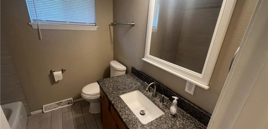 Homes for Sale in Kansas City, MO 64118 | 803 NE 82nd Terrace