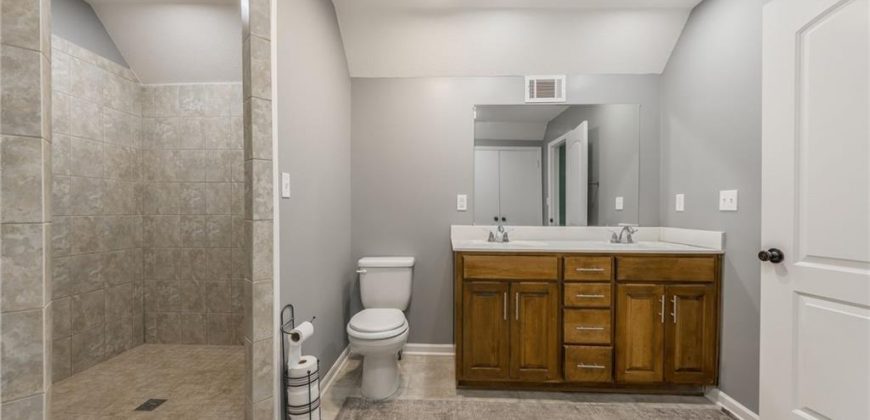 Homes for Sale in Kansas City, MO 64119 | 6806 N Euclid Avenue