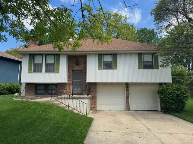 Homes for Sale in Kansas City, MO 64155 | 2  101st Place