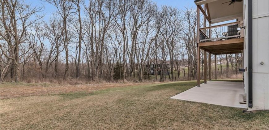Homes for Sale in Smithville, MO 64089 | 502  Whitetail Court