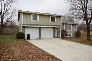 7111-NW-Edgehill-Road-mls-2532607-image-1