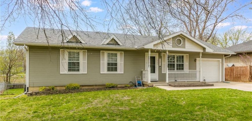 Homes for Sale in Kearney, MO 64060 | 1402  Rose Street