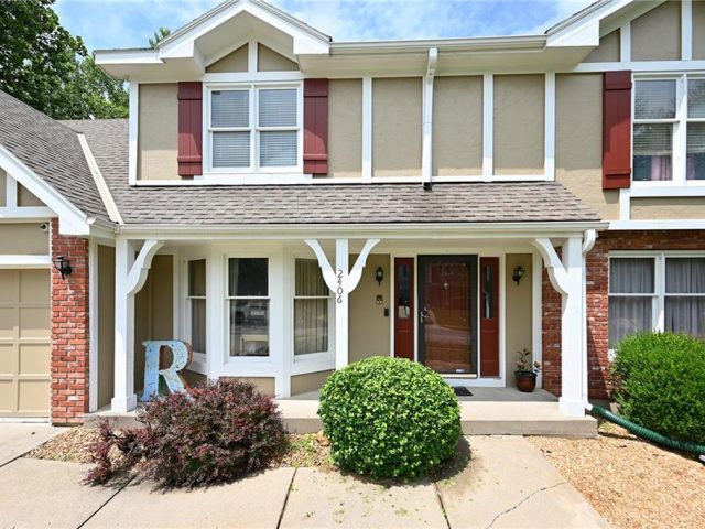 Homes for Sale in Kansas City, MO 64118 | 2406  78th Terrace