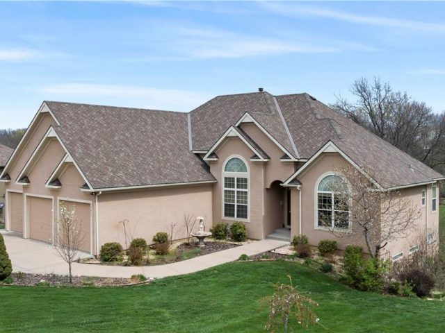 Homes for Sale in Smithville, MO 64089 | 15423 N Mount Olivet Road
