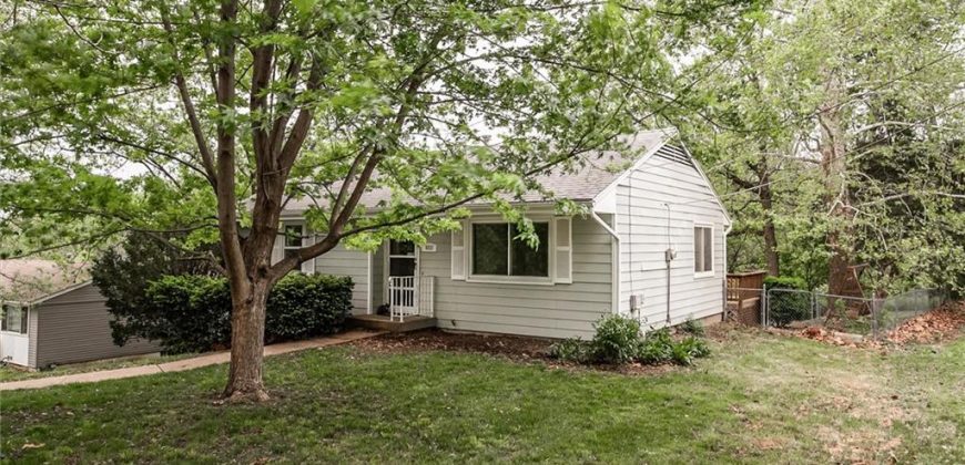 Homes for Sale in Kansas City, MO 64119 | 6921 NE 53rd Street