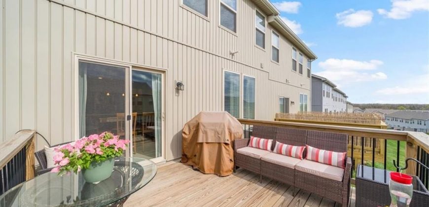 Homes for Sale in Parkville, MO 64152 | 7377  Grand Slam Street, Unit#32 C