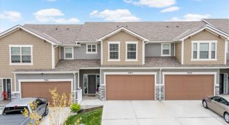 Homes for Sale in Parkville, MO 64152 | 7377  Grand Slam Street, Unit#32 C