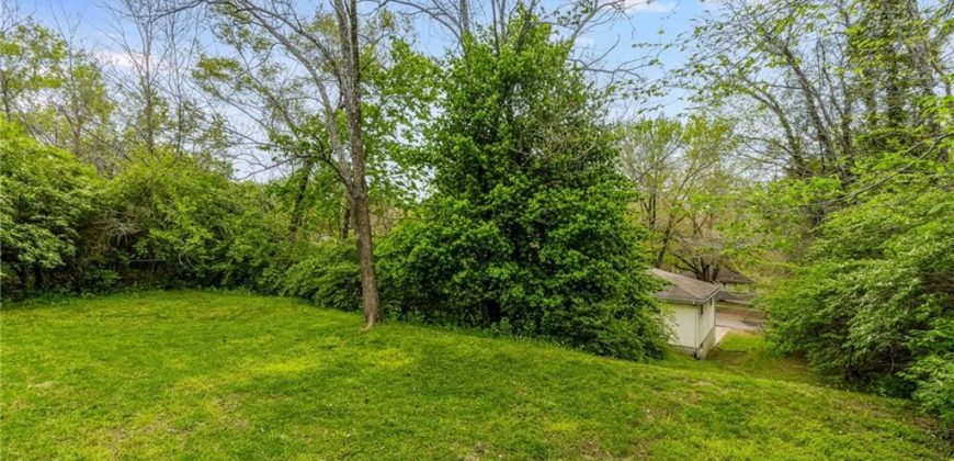 Homes for Sale in Kansas City, MO 64118 | 6906 N Pennsylvania Avenue