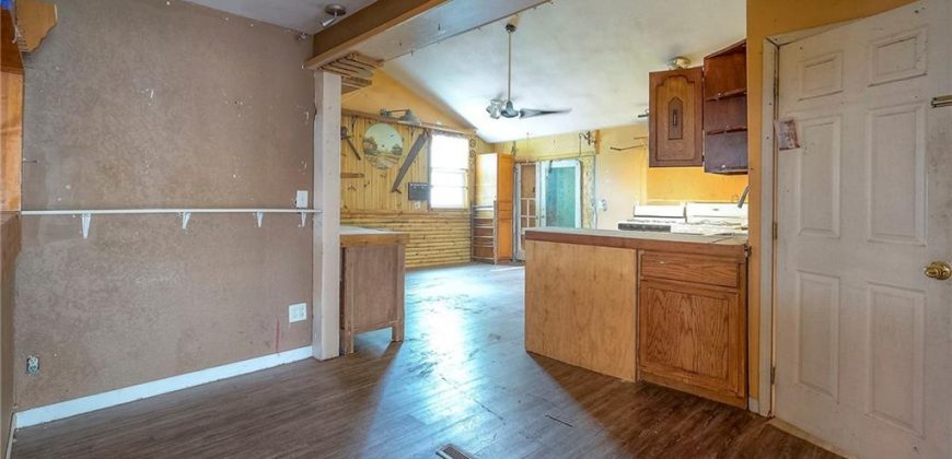 Homes for Sale in Kansas City, MO 64116 | 626 NE 41st Terrace