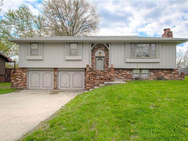 Homes for Sale in Excelsior Springs, MO 64024 | 1315  TRACY Avenue