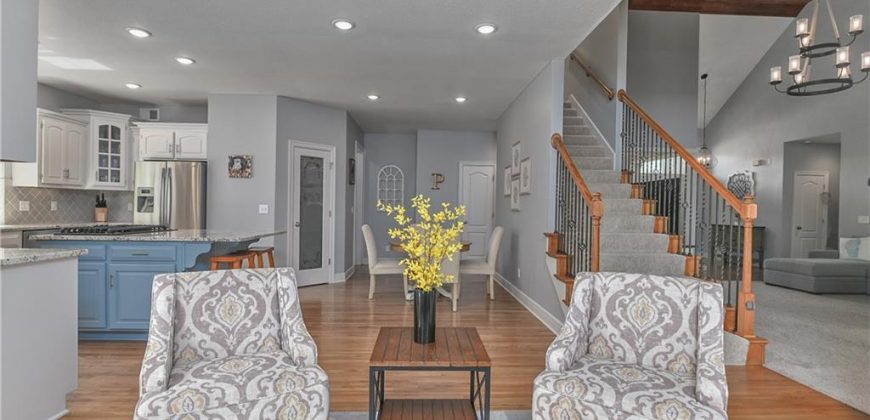 Homes for Sale in Parkville, MO 64152 | 6195 N White Oak Drive