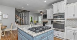 Homes for Sale in Parkville, MO 64152 | 6195 N White Oak Drive