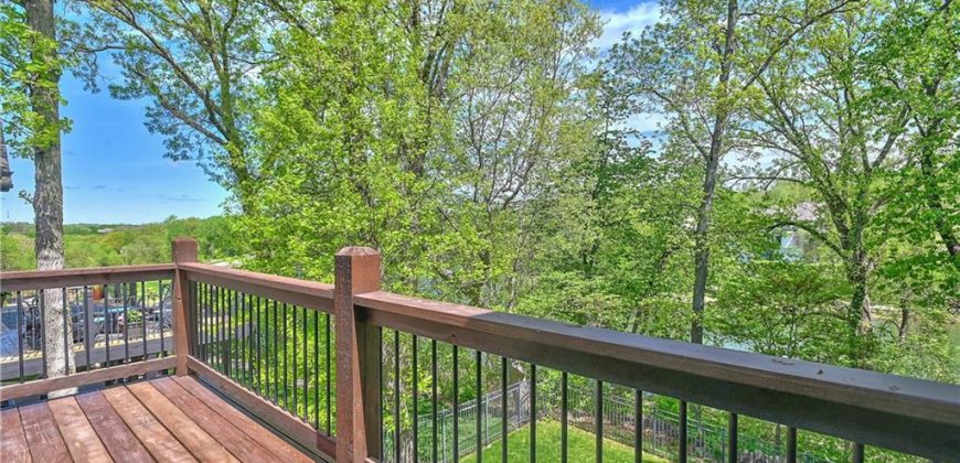 Homes for Sale in Parkville, MO 64152 | 6195 N White Oak Drive