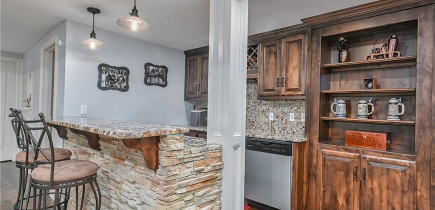 Homes for Sale in Parkville, MO 64152 | 6195 N White Oak Drive