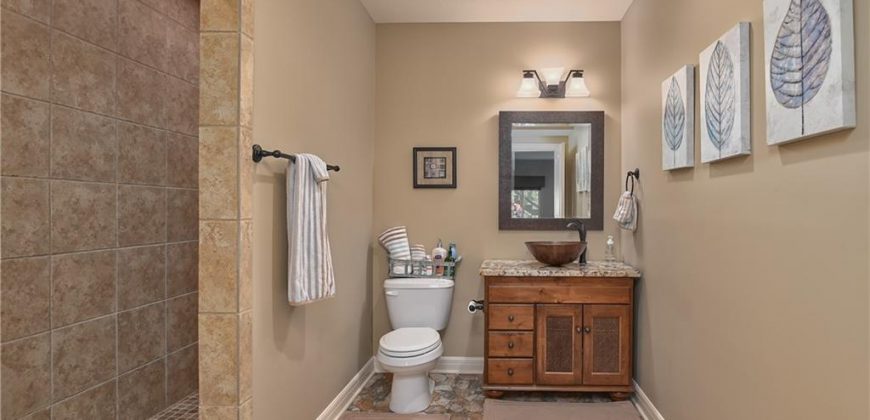 Homes for Sale in Parkville, MO 64152 | 6195 N White Oak Drive